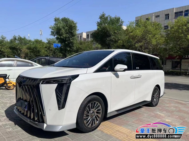 23年传祺M8轿车抵押车出售