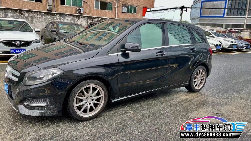15年奔驰B轿车抵押车出售