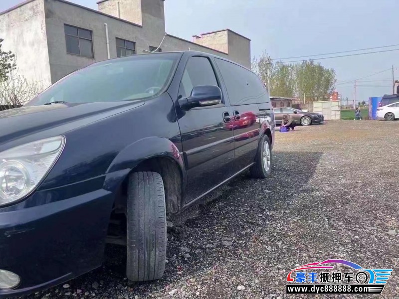 15年别克GL8轿车抵押车出售