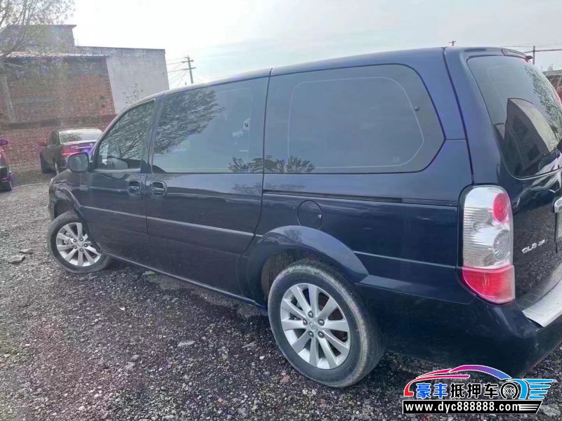 15年别克GL8轿车抵押车出售