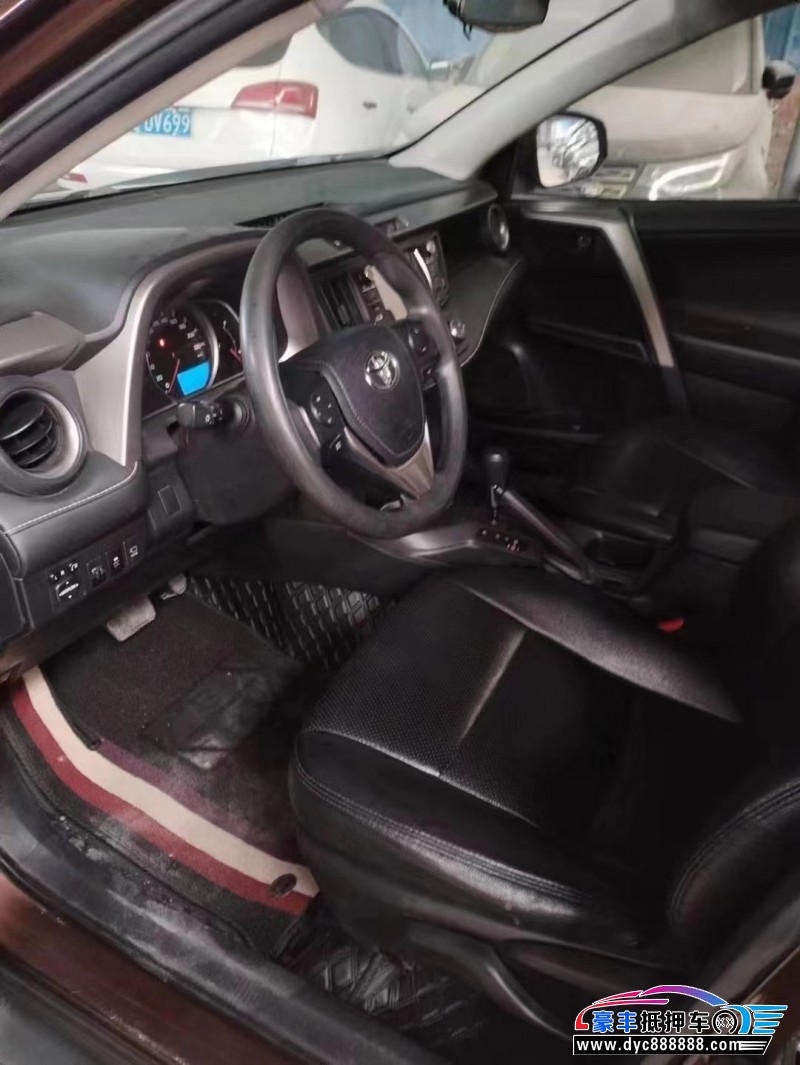 17年丰田RAV4荣放轿车抵押车出售