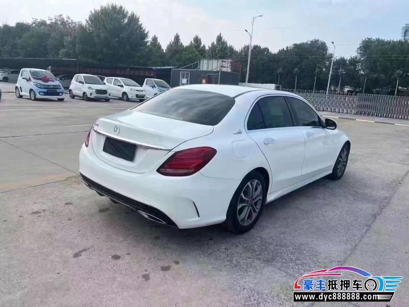 17年奔驰C轿车抵押车出售