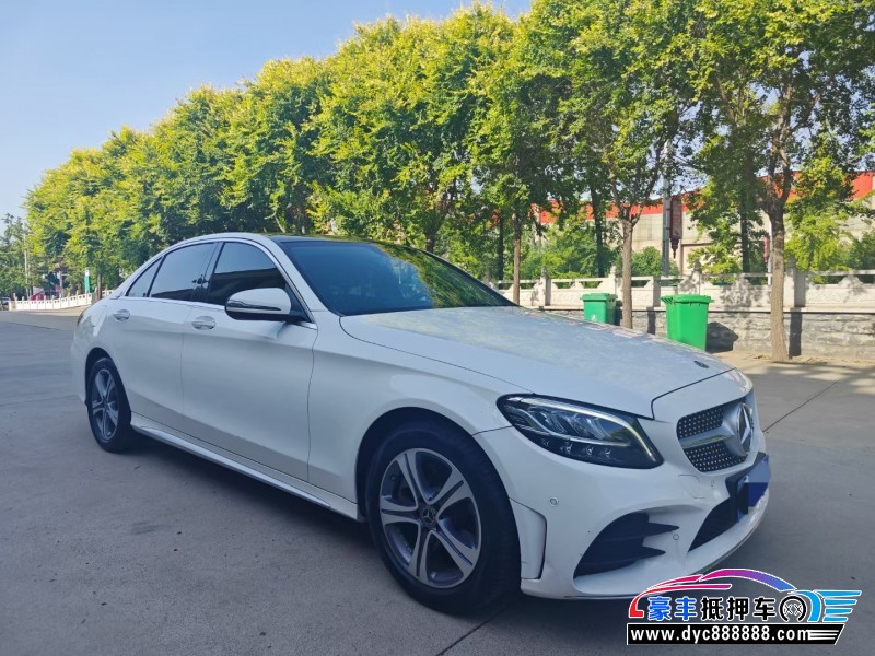 20年奔驰C轿车抵押车出售