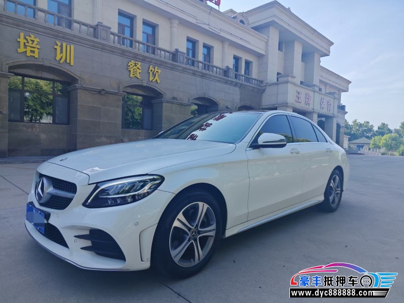 20年奔驰C轿车抵押车出售