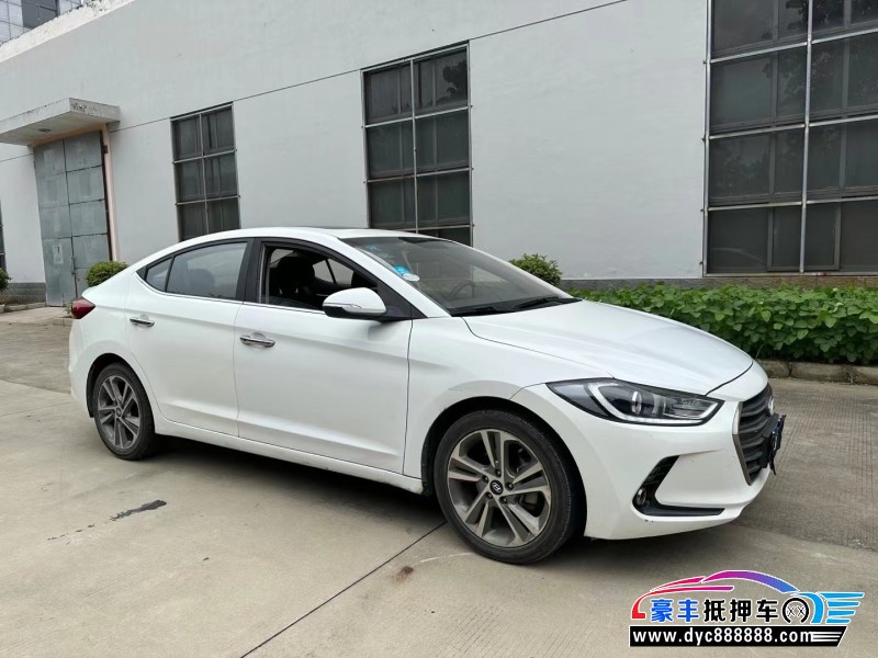 17年现代领动轿车抵押车出售