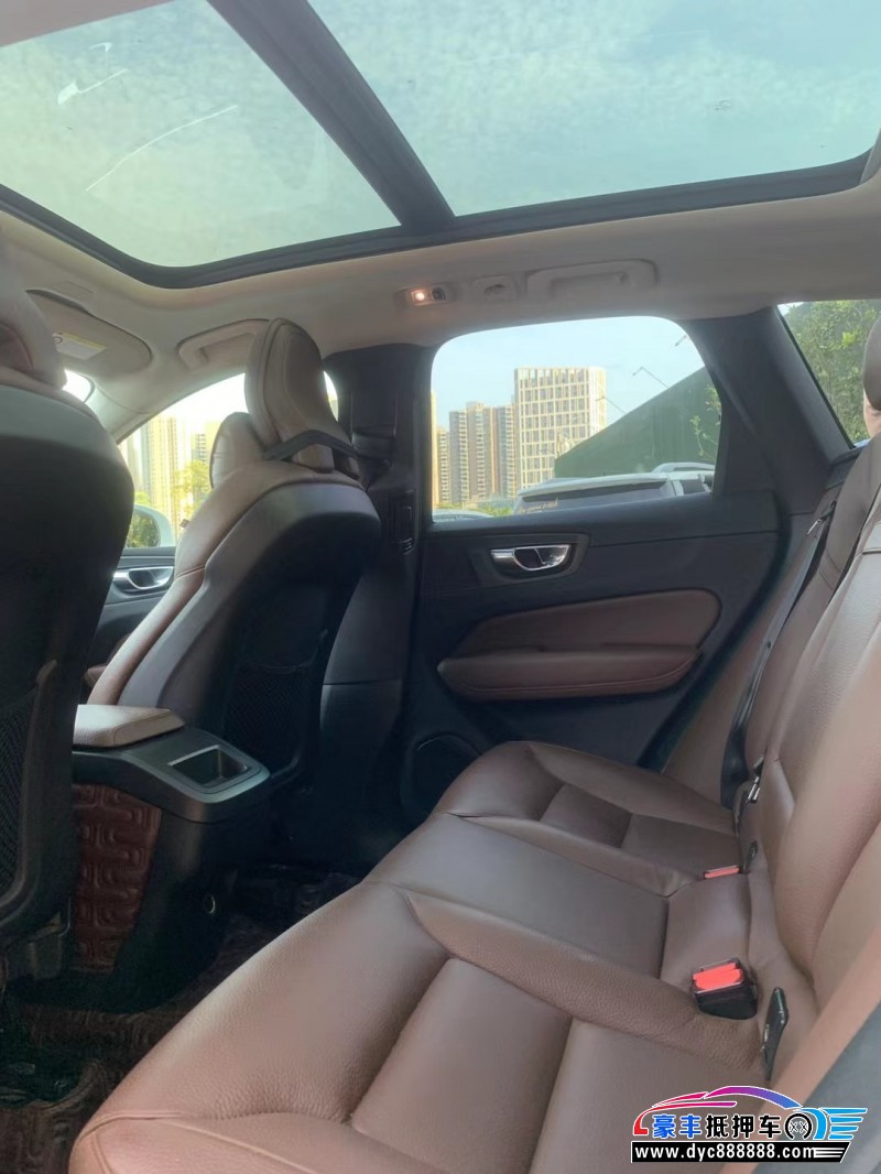 20年沃尔沃XC60轿车抵押车出售