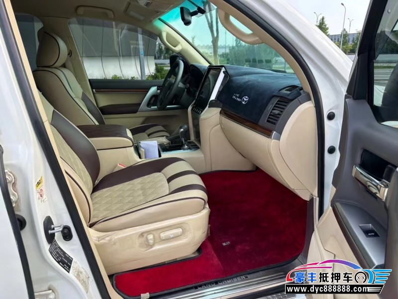 16年丰田兰德酷路泽轿车抵押车出售