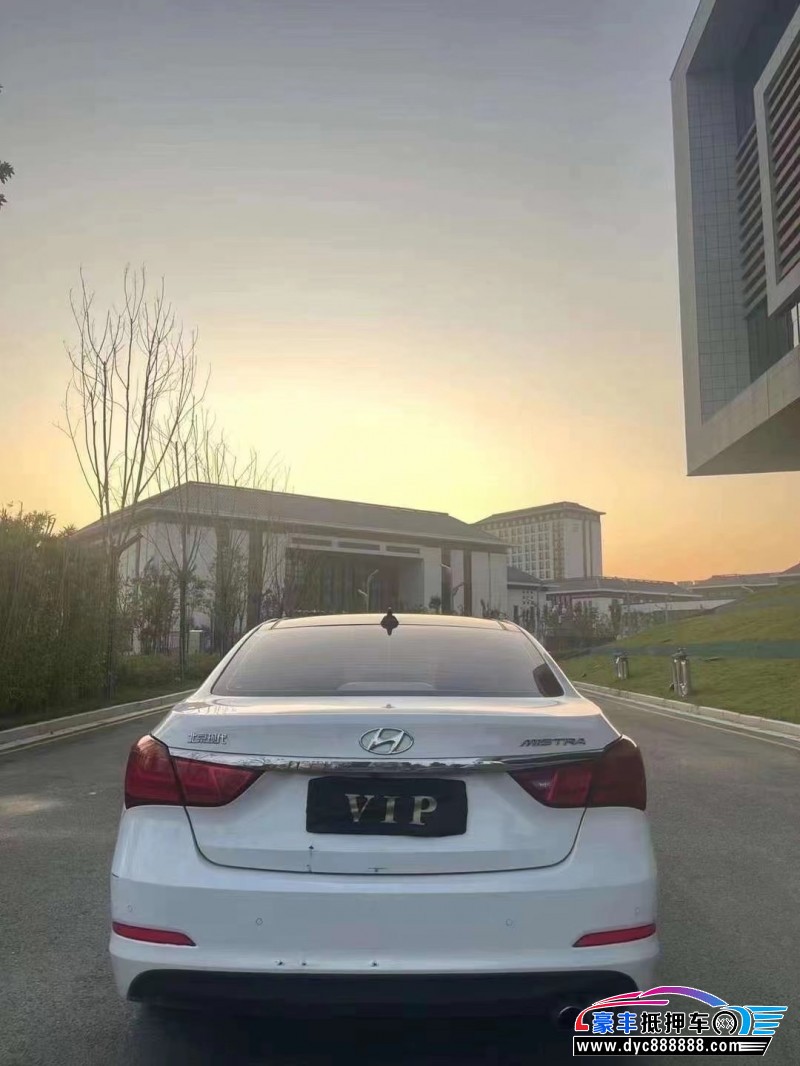 16年现代名图轿车抵押车出售