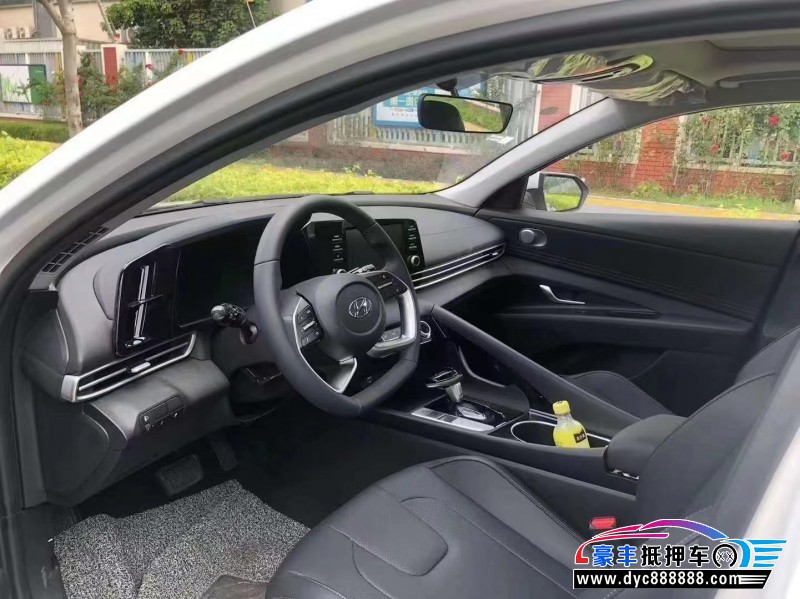 23年现代伊兰特轿车抵押车出售