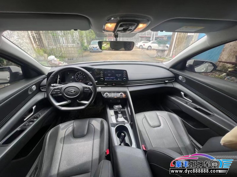 22年现代伊兰特轿车抵押车出售