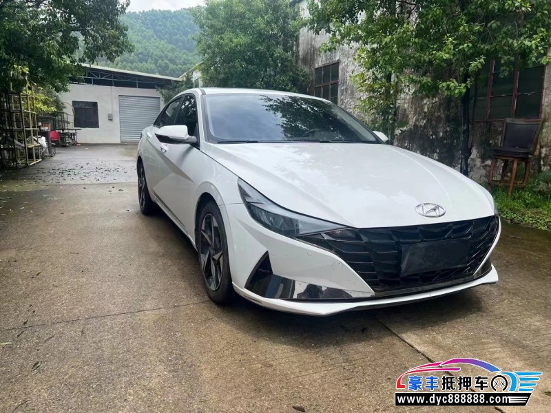 22年现代伊兰特轿车抵押车出售