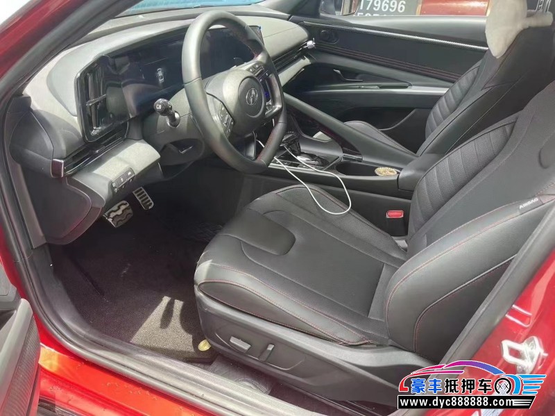 22年现代伊兰特轿车抵押车出售