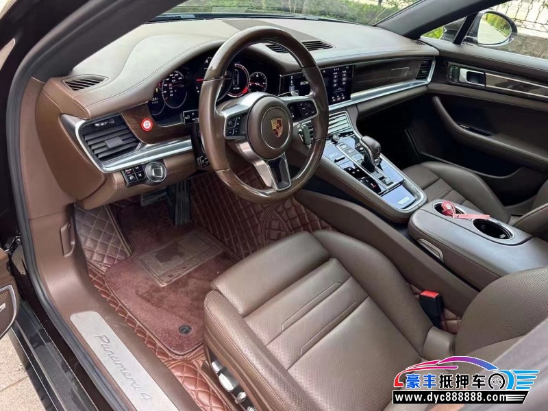 20年保时捷帕纳梅拉轿车抵押车出售