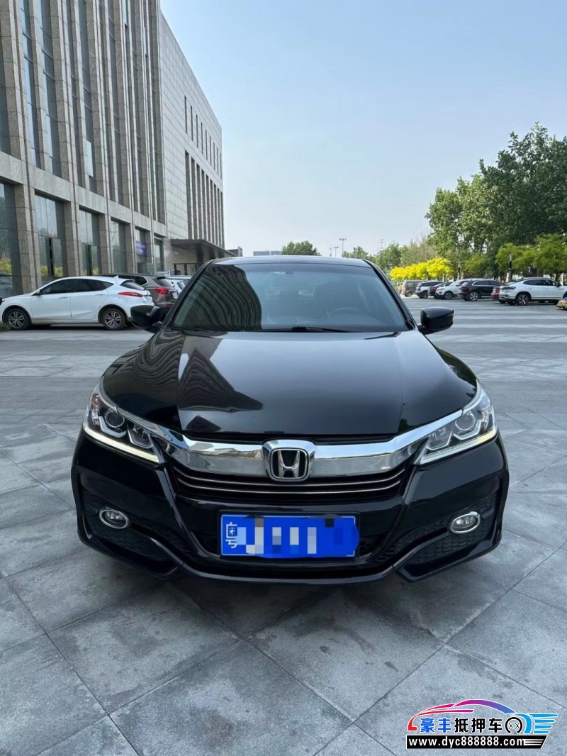 17年本田雅阁轿车抵押车出售