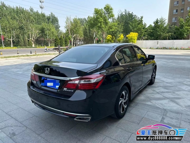 17年本田雅阁轿车抵押车出售