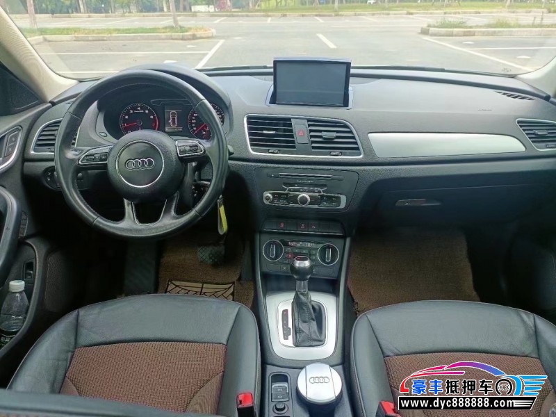 17年奥迪Q3轿车抵押车出售