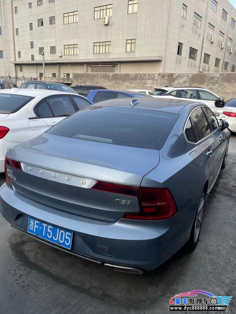 19年沃尔沃S90轿车抵押车出售