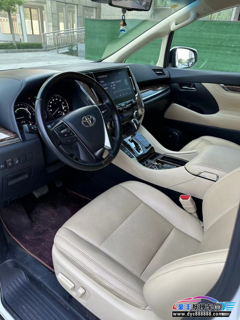 21年丰田埃尔法MPV抵押车出售