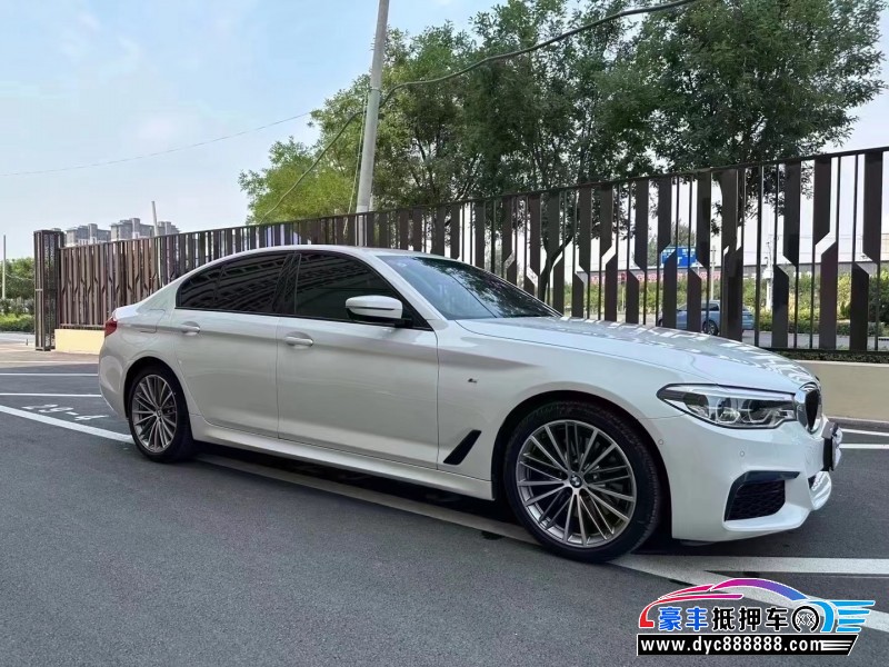 20年宝马5系轿车抵押车出售