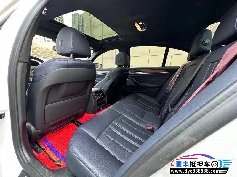 20年宝马5系轿车抵押车出售