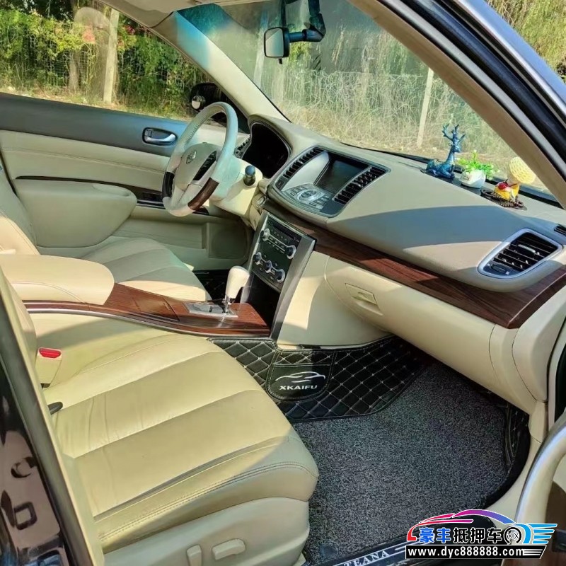 11年日产天籁轿车抵押车出售