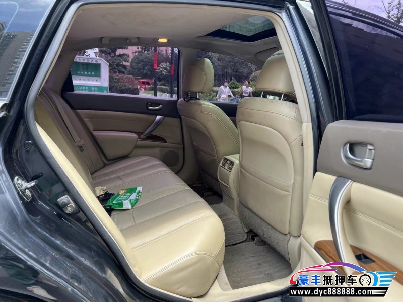 11年日产天籁轿车抵押车出售