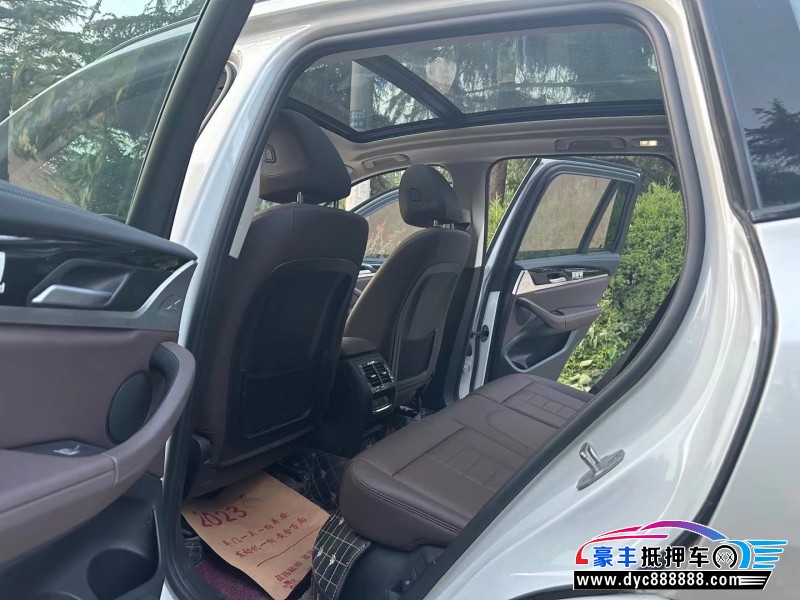 18年宝马X3轿车抵押车出售