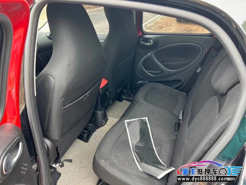 18年奔驰smart轿车抵押车出售