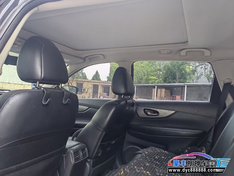 15年日产奇骏轿车抵押车出售