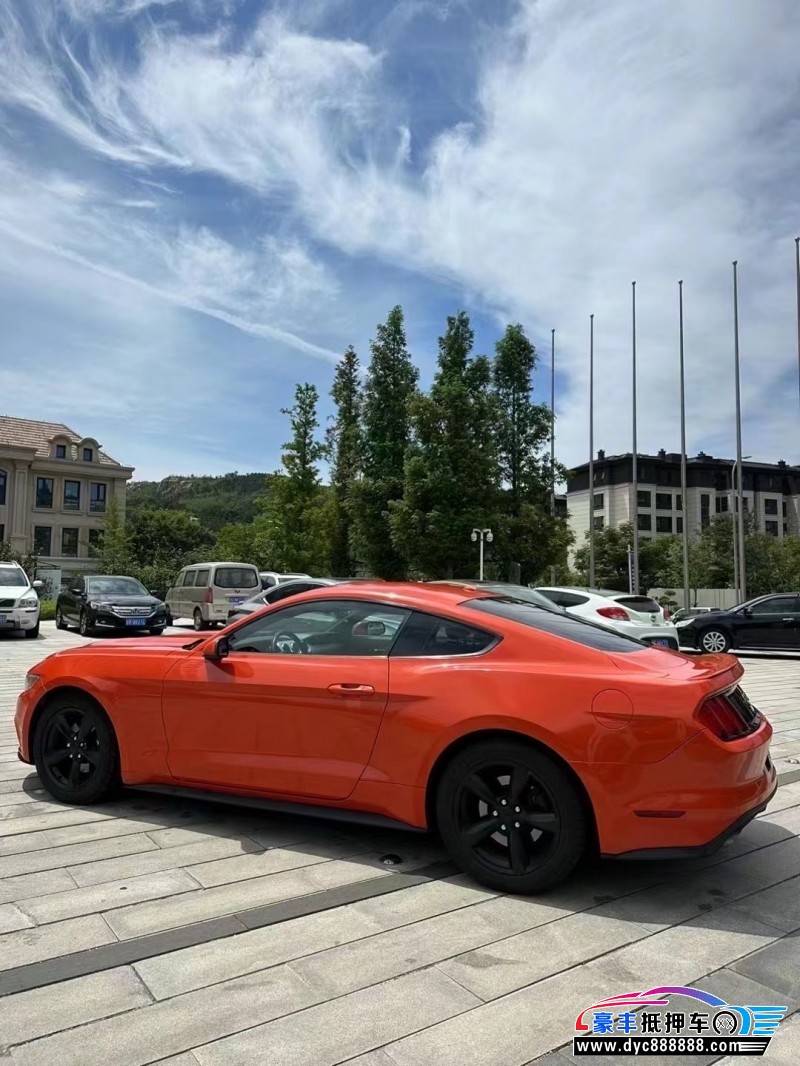 16年福特野马轿车抵押车出售