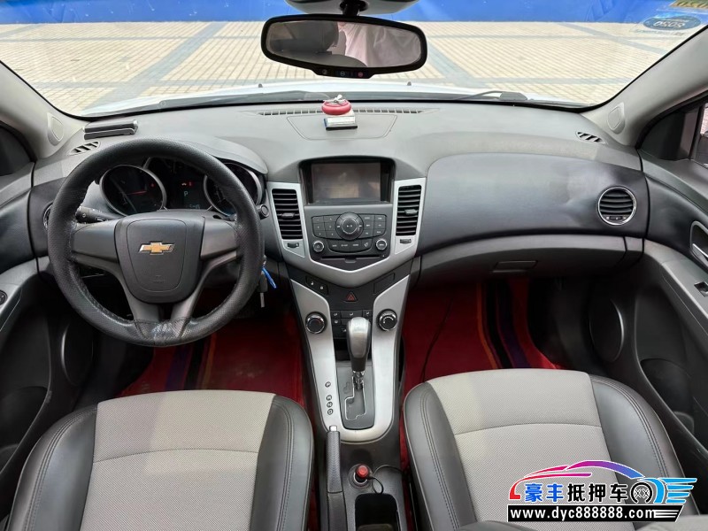 14年雪佛兰科鲁兹轿车抵押车出售