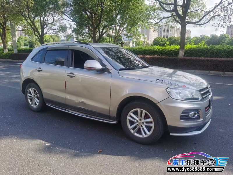 15年众泰T600轿车抵押车出售