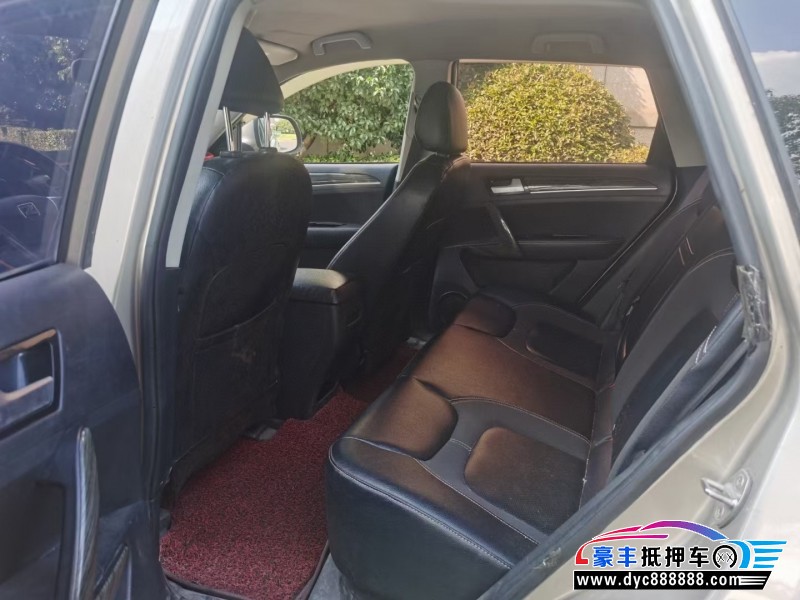 15年众泰T600轿车抵押车出售