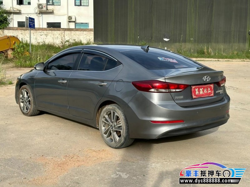 18年现代领动轿车抵押车出售