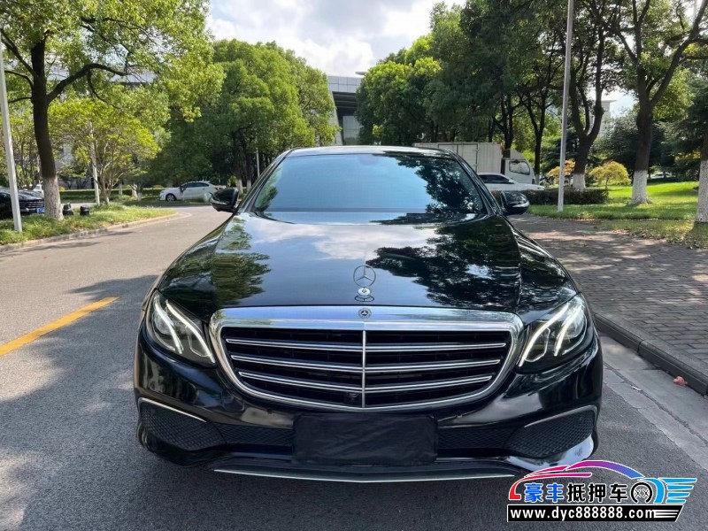 20年奔驰E轿车抵押车出售