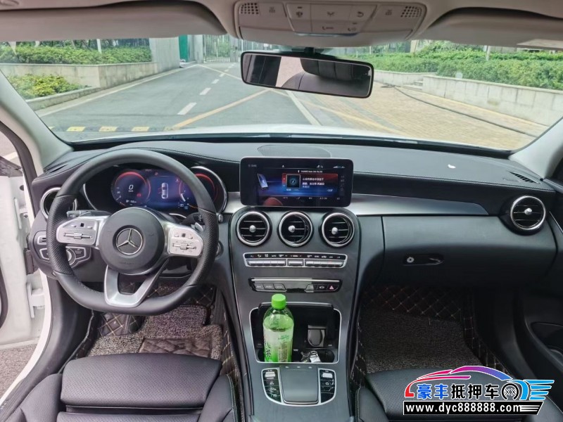 21年奔驰C轿车抵押车出售