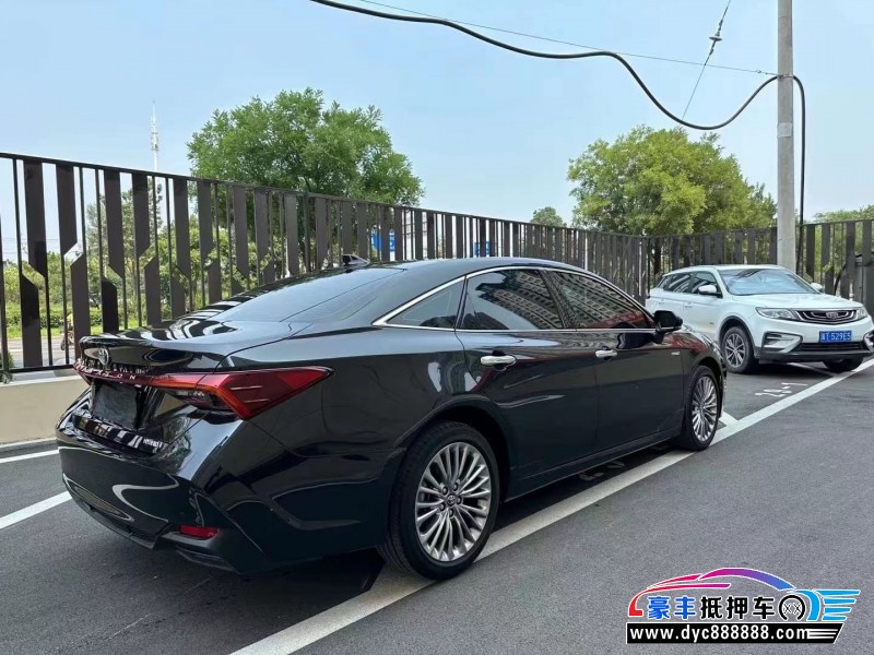 22年丰田亚洲龙轿车抵押车出售