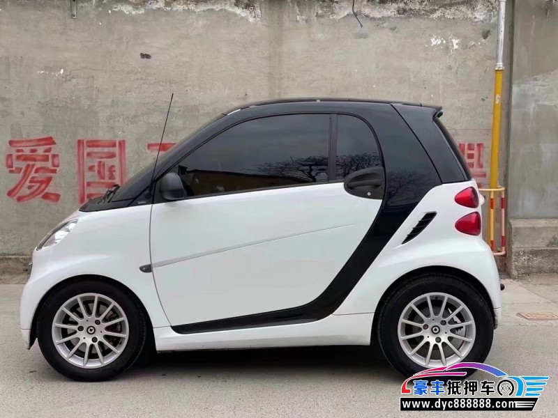 12年奔驰smart轿车抵押车出售