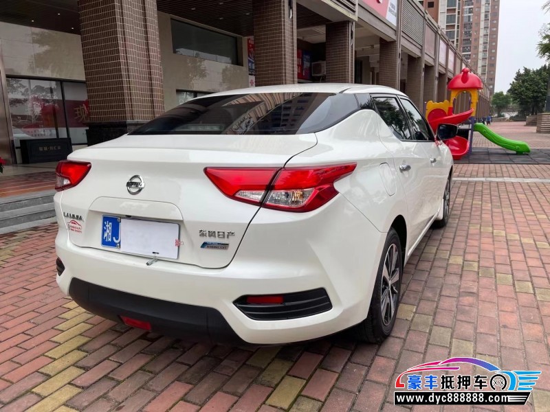 21年日产蓝鸟轿车抵押车出售