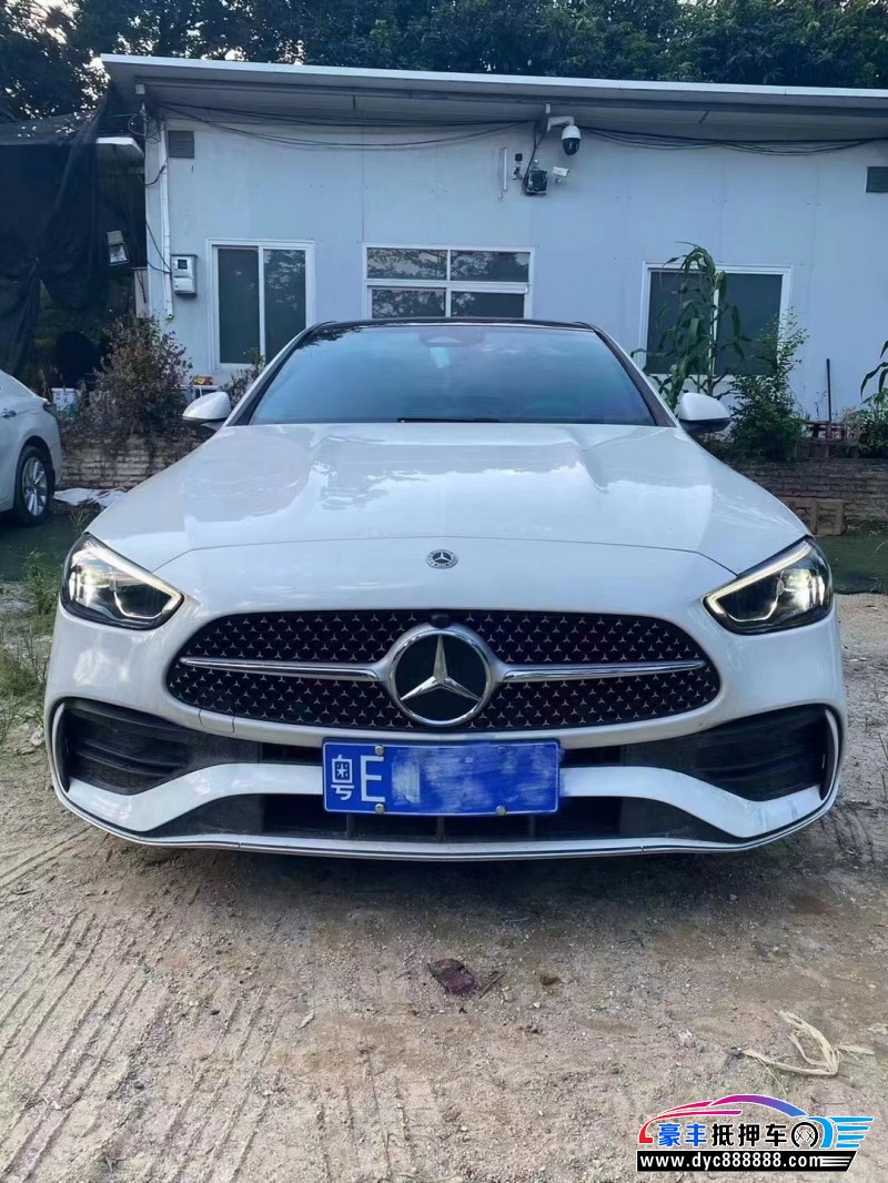 22年奔驰C轿车抵押车出售