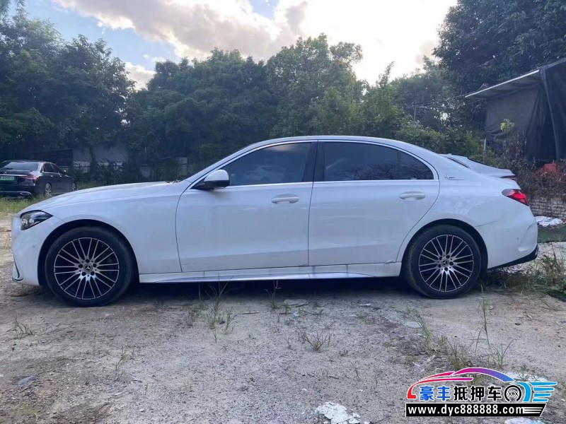 22年奔驰C轿车抵押车出售