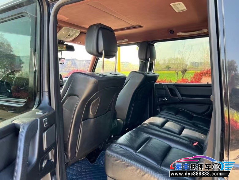 14年奔驰G轿车抵押车出售