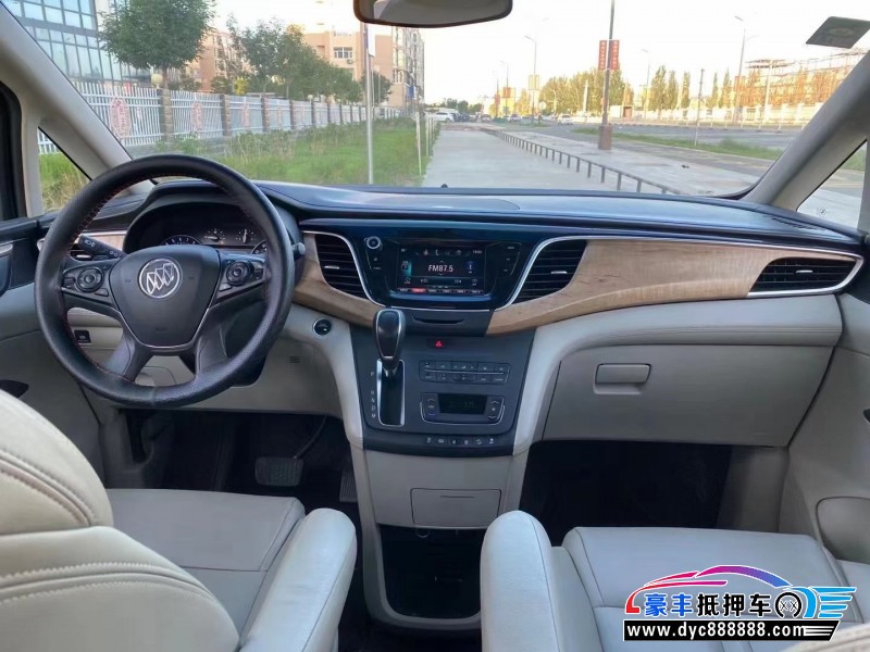 18年别克GL8MPV抵押车出售