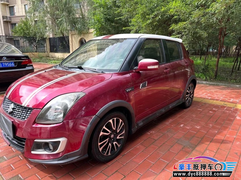 16年铃木雨燕轿车抵押车出售