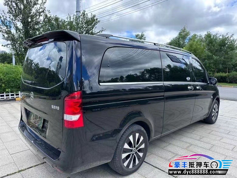 21年奔驰威霆(进口)轿车抵押车出售