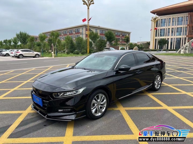 21年铃木雨燕轿车抵押车出售