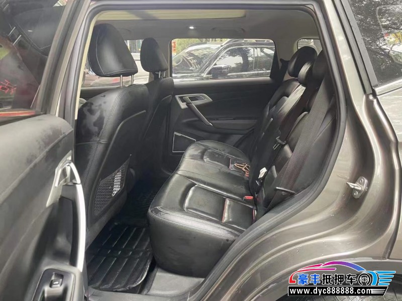 19年吉利博越轿车抵押车出售