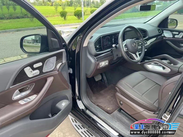 20年奔驰CLS轿车抵押车出售