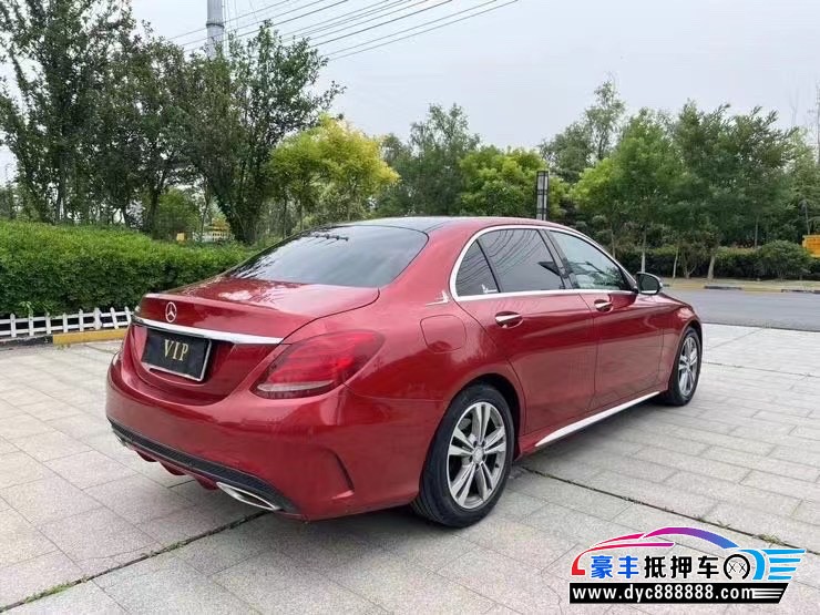 17年奔驰C轿车抵押车出售