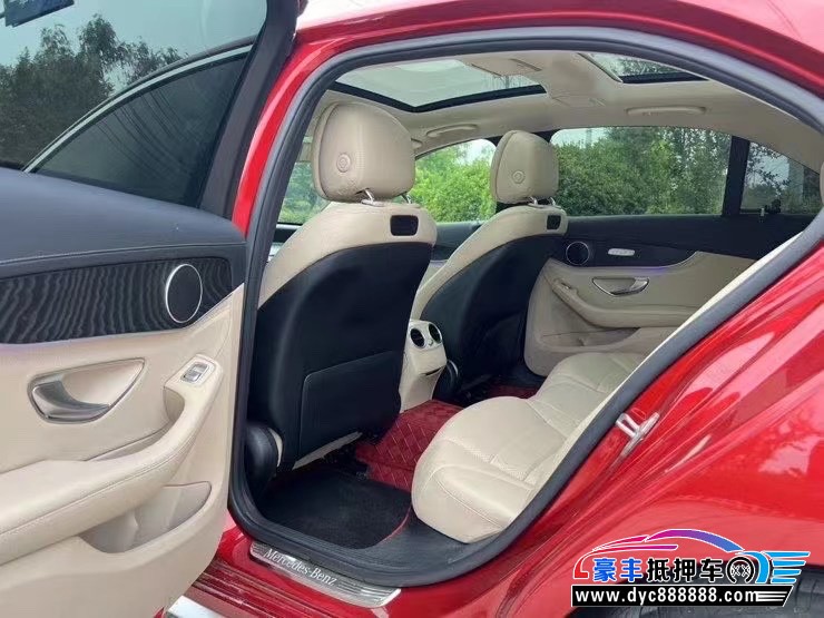 17年奔驰C轿车抵押车出售